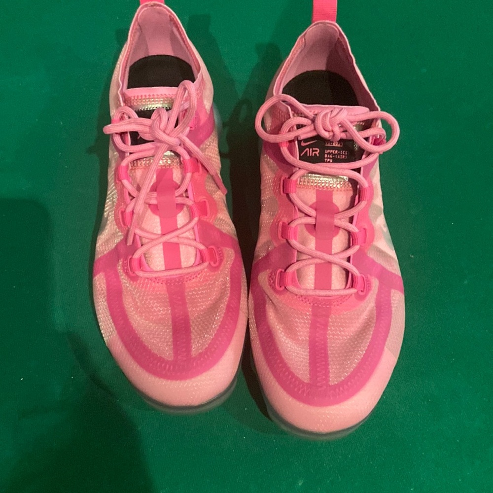 Womens Nike Vapormax size 9